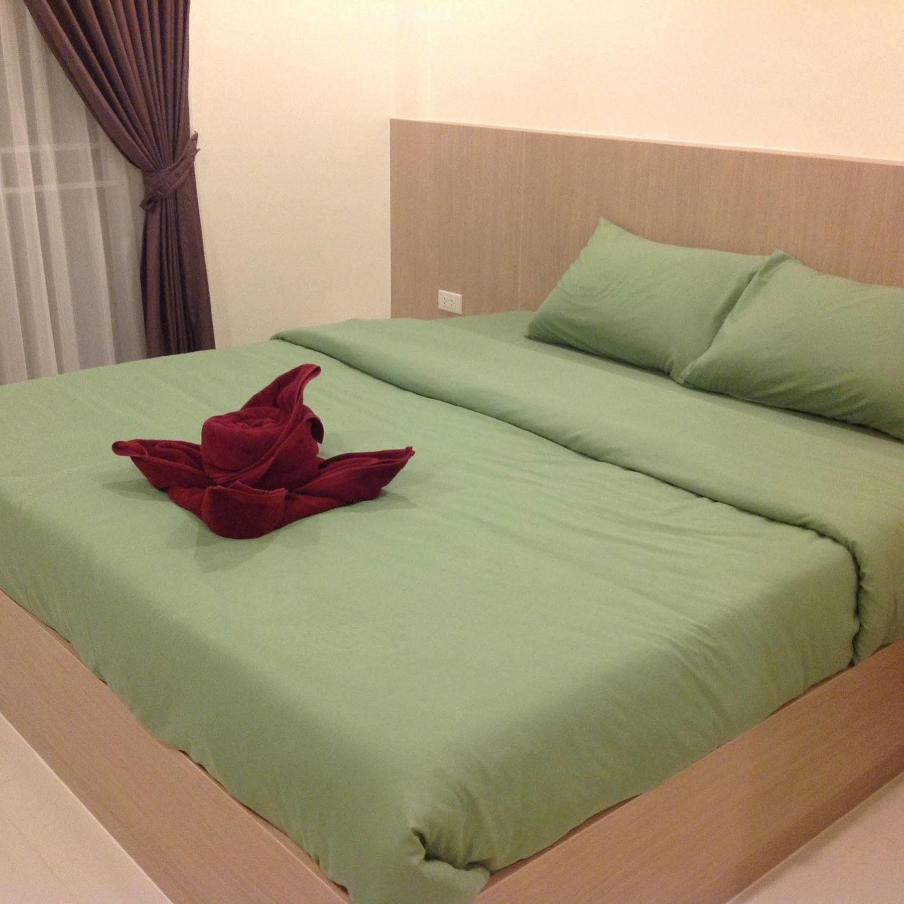 Oyo 306 Paradise Park Laemchabang Si Racha Eksteriør billede