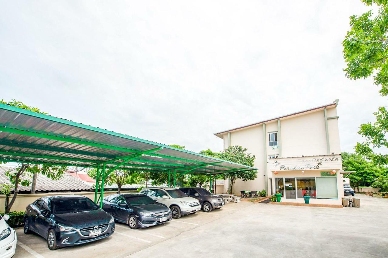 Oyo 306 Paradise Park Laemchabang Si Racha Eksteriør billede